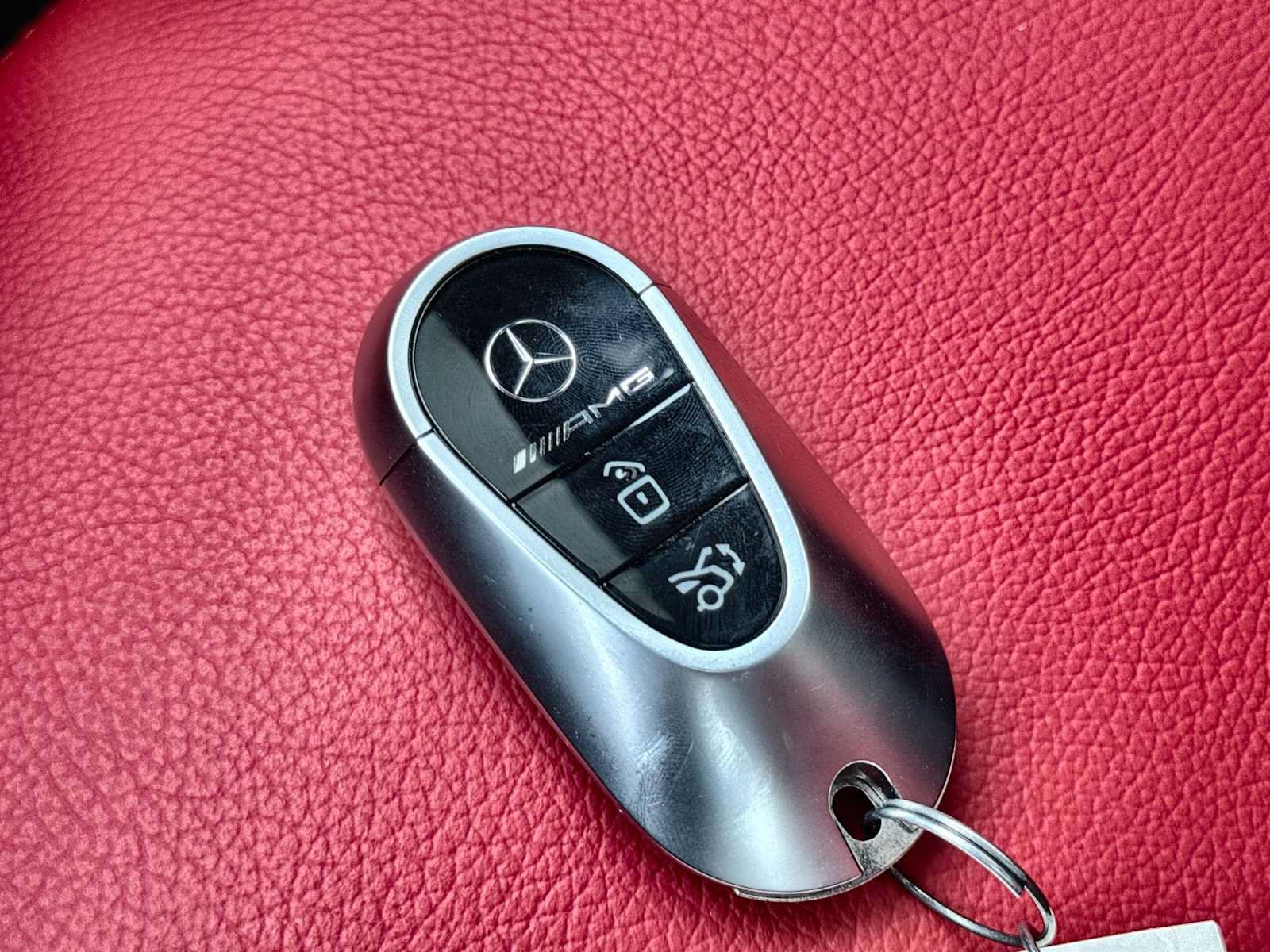 Used 2024 Mercedes-Benz GLC 43 AMG 4MATIC image 28