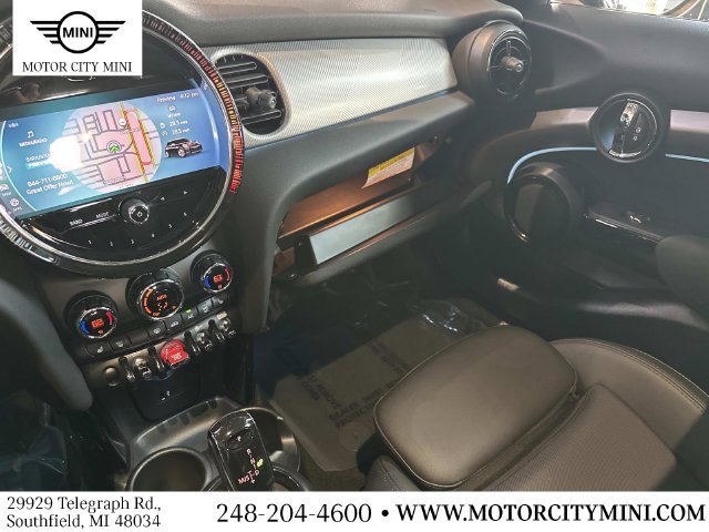 Certified 2024 MINI Cooper S FWD image 35