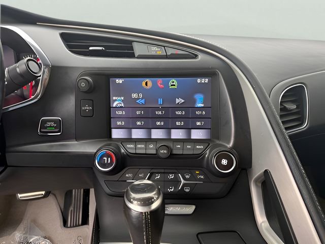 Used 2015 Chevrolet Corvette Stingray Coupe image 10