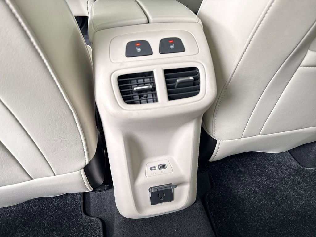 Certified 2023 Buick Envision Avenir AWD/4WD image 28