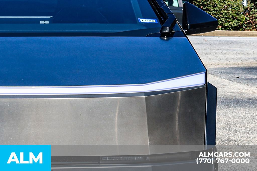 Used 2024 Tesla Cybertruck AWD Crew Cab image 15