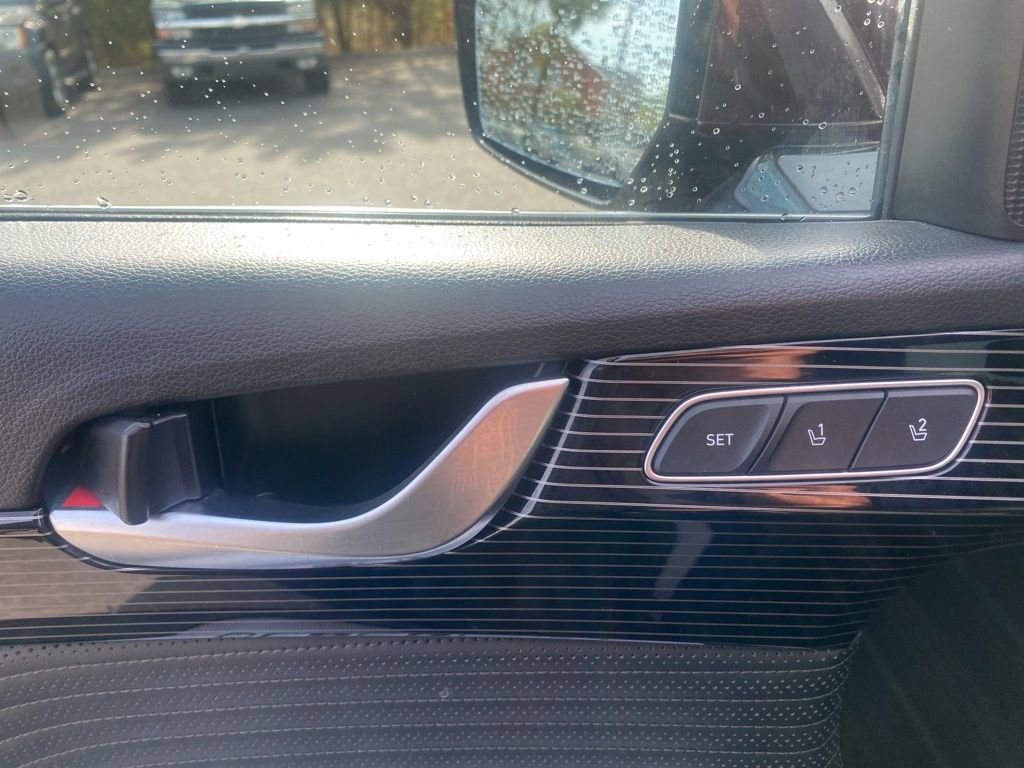 Used 2024 Hyundai Palisade Calligraphy image 12