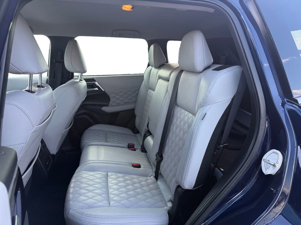 Used 2022 Mitsubishi Outlander SEL FWD image 16