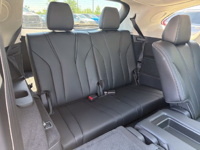 Used 2025 Acura MDX w/ Technology Package AWD/4WD image 33