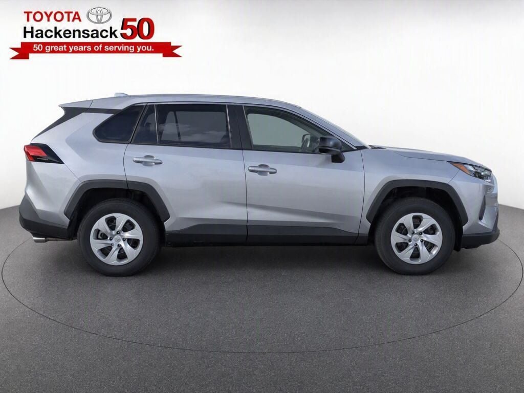 Used 2025 Toyota RAV4 LE FWD image 40