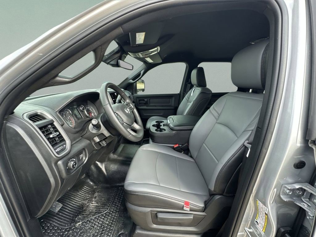 New 2027 RAM 3500 Tradesman AWD/4WD image 19