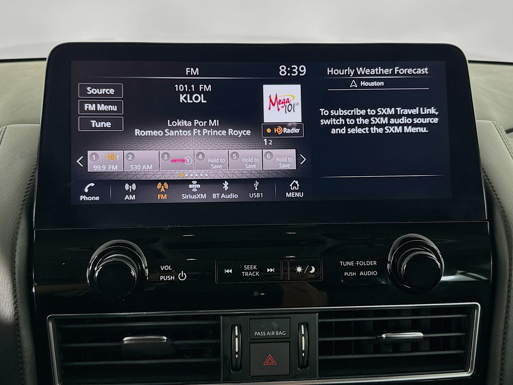 Used 2021 Nissan Armada SV RWD image 16