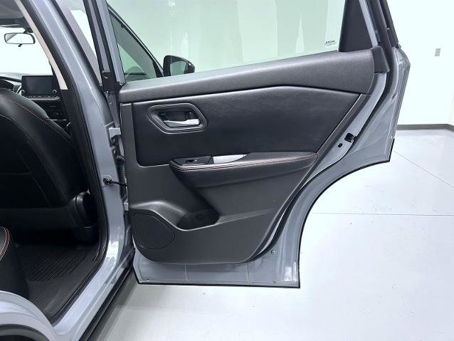 Certified 2025 Nissan Rogue SV image 17