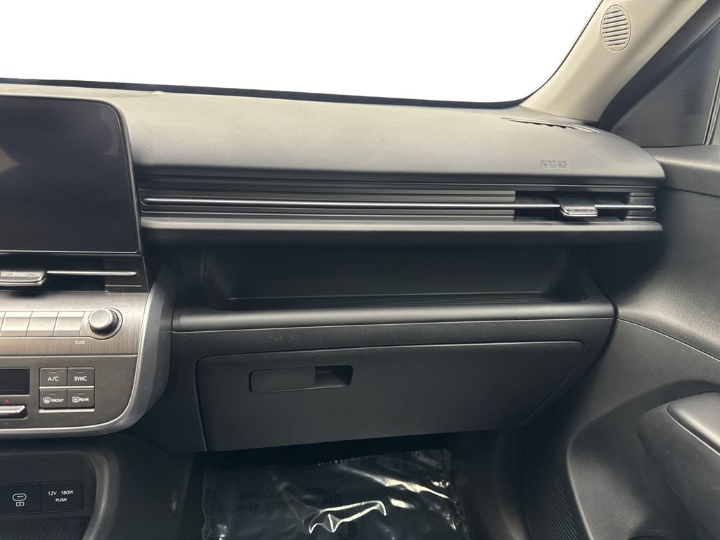 Used 2024 Hyundai Kona SEL AWD/4WD image 57
