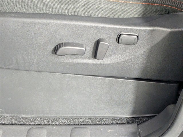 Used 2025 Nissan Frontier PRO-4X w/ Tow Package image 13