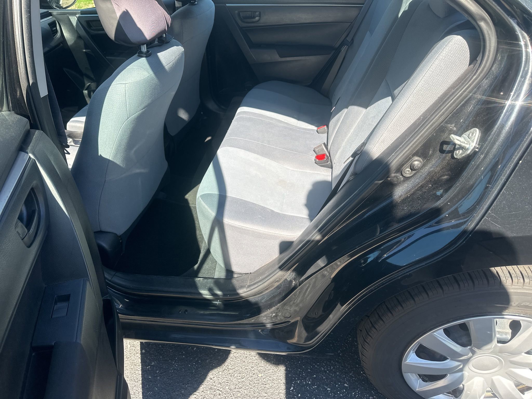 Used 2015 Toyota Corolla L image 20