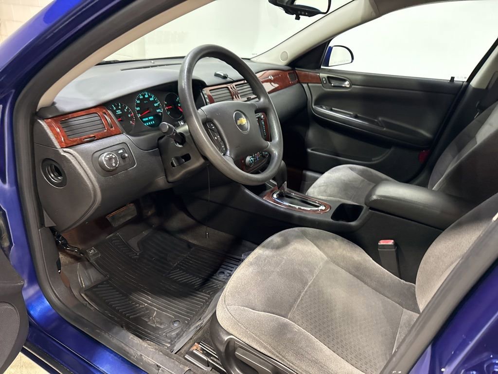 Used 2007 Chevrolet Impala LT image 24