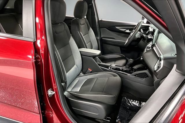 Used 2024 Chevrolet TrailBlazer LS w/ LS Convenience Package image 26