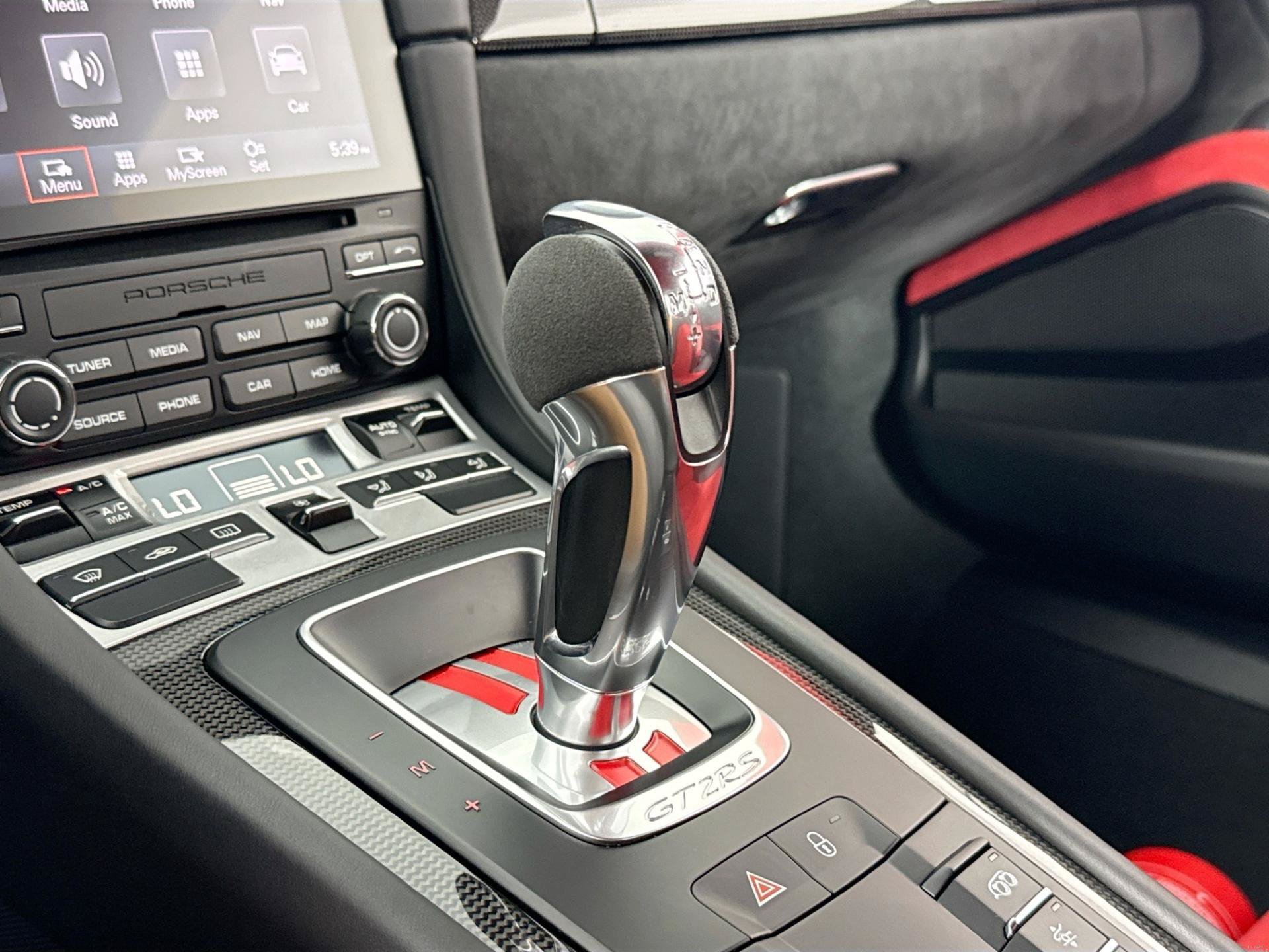 Used 2018 Porsche 911 GT2 RS RWD image 18