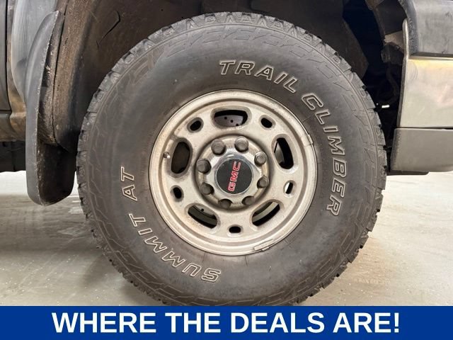 Used 2004 Chevrolet Silverado 2500 LS AWD/4WD image 24