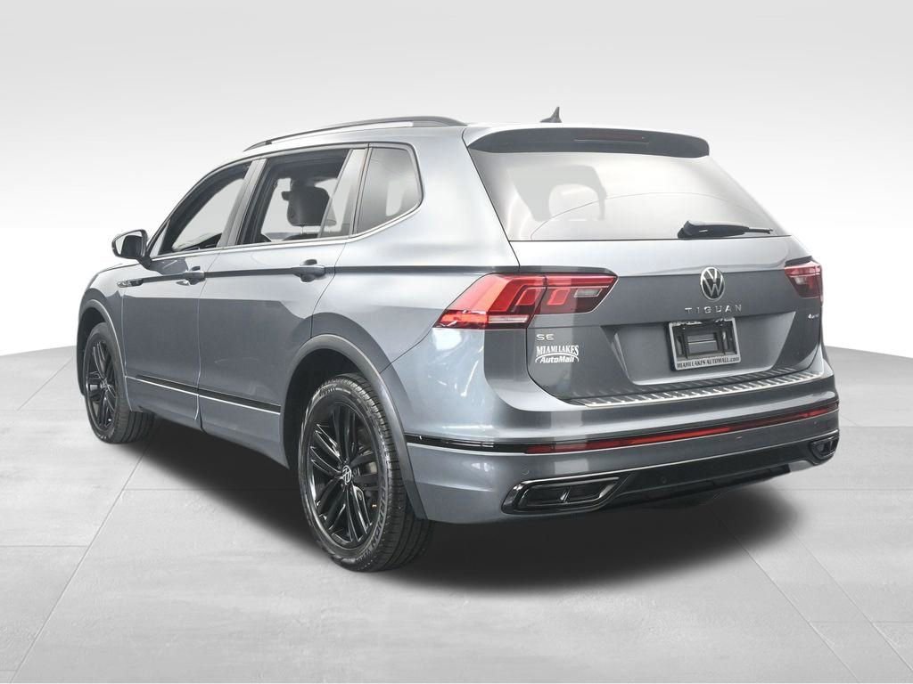 Used 2022 Volkswagen Tiguan SE R-Line AWD/4WD image 4