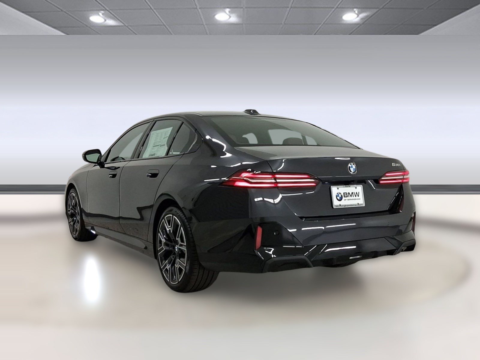 New 2026 BMW 530i w/ M Sport Package RWD image 3