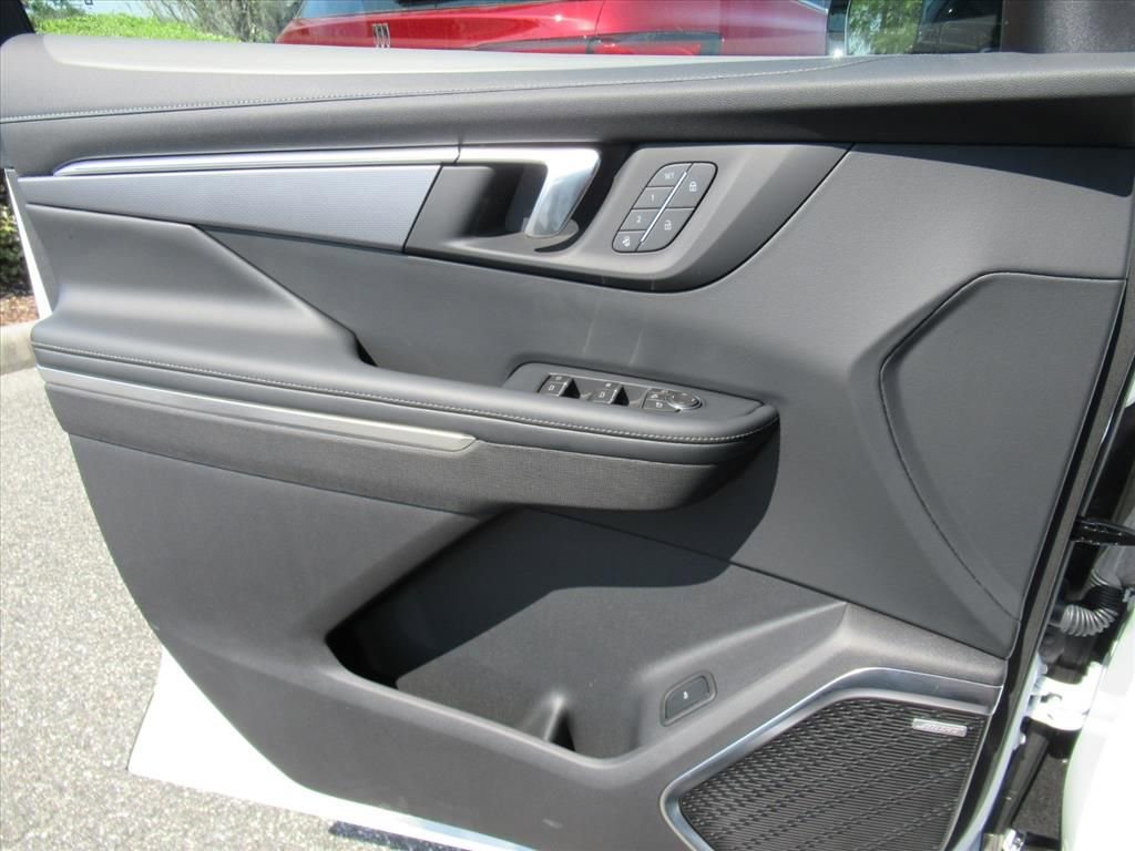 New 2026 Buick Enclave Sport Touring w/ Power Package image 21