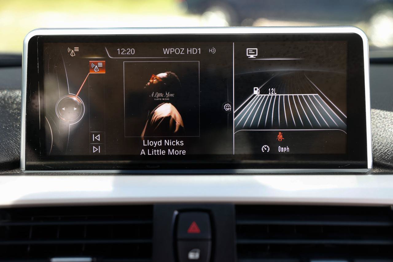Used 2015 BMW 320i Sedan RWD image 33
