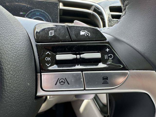 Certified 2024 Hyundai Tucson Limited AWD/4WD image 34