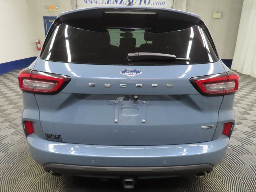 Used 2023 Ford Escape ST-Line Elite w/ Premium Technology Package image 39
