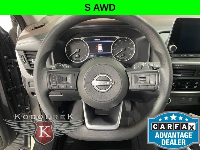 Used 2023 Nissan Rogue S AWD/4WD image 14