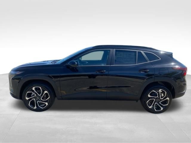 New 2026 Chevrolet Trax RS w/ Driver Confidence Package FWD image 2