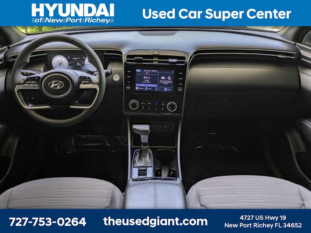 Used 2023 Hyundai Santa Cruz SEL w/ Activity Package FWD image 15