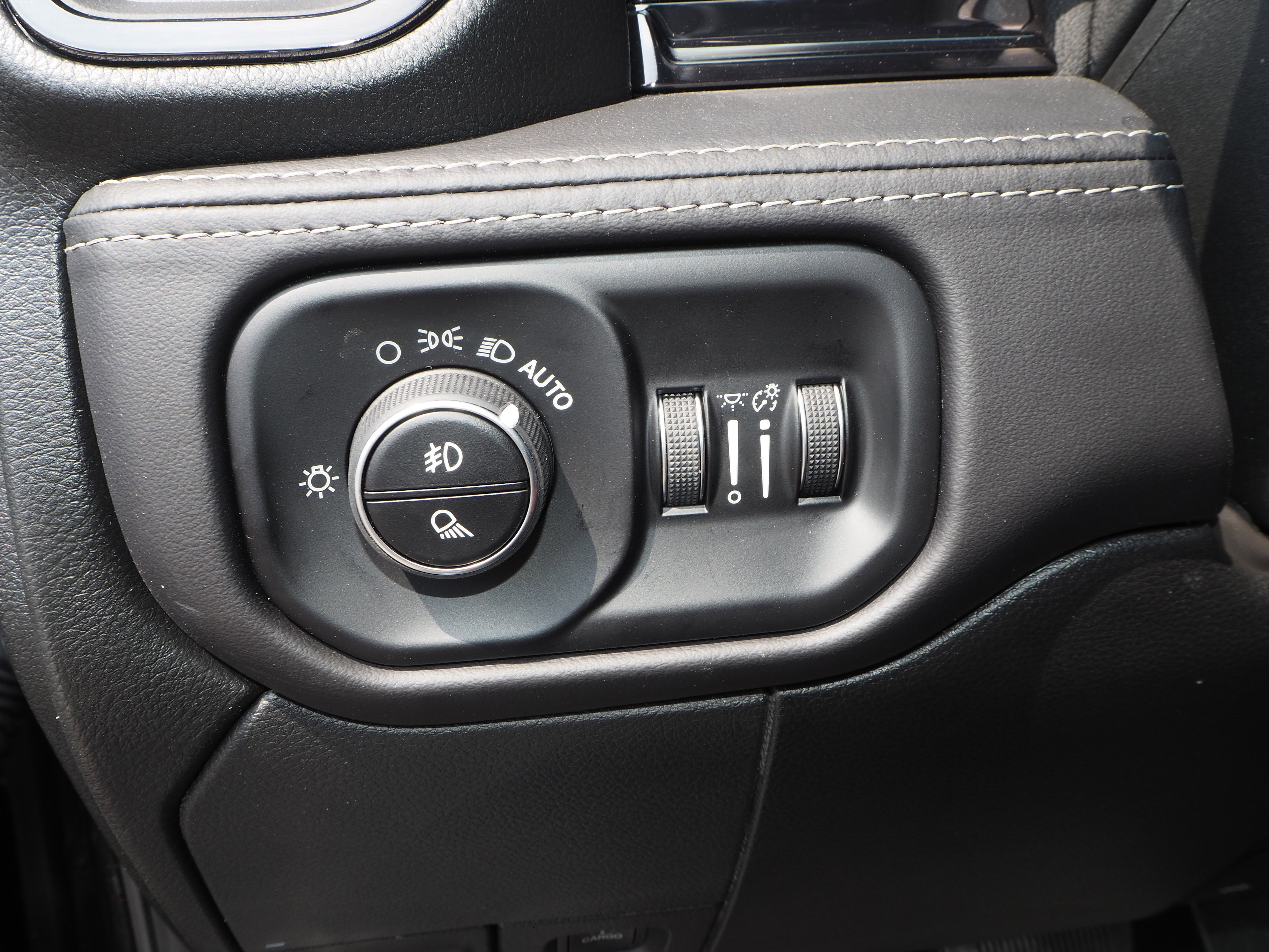 New 2025 RAM 2500 Limited AWD/4WD image 28