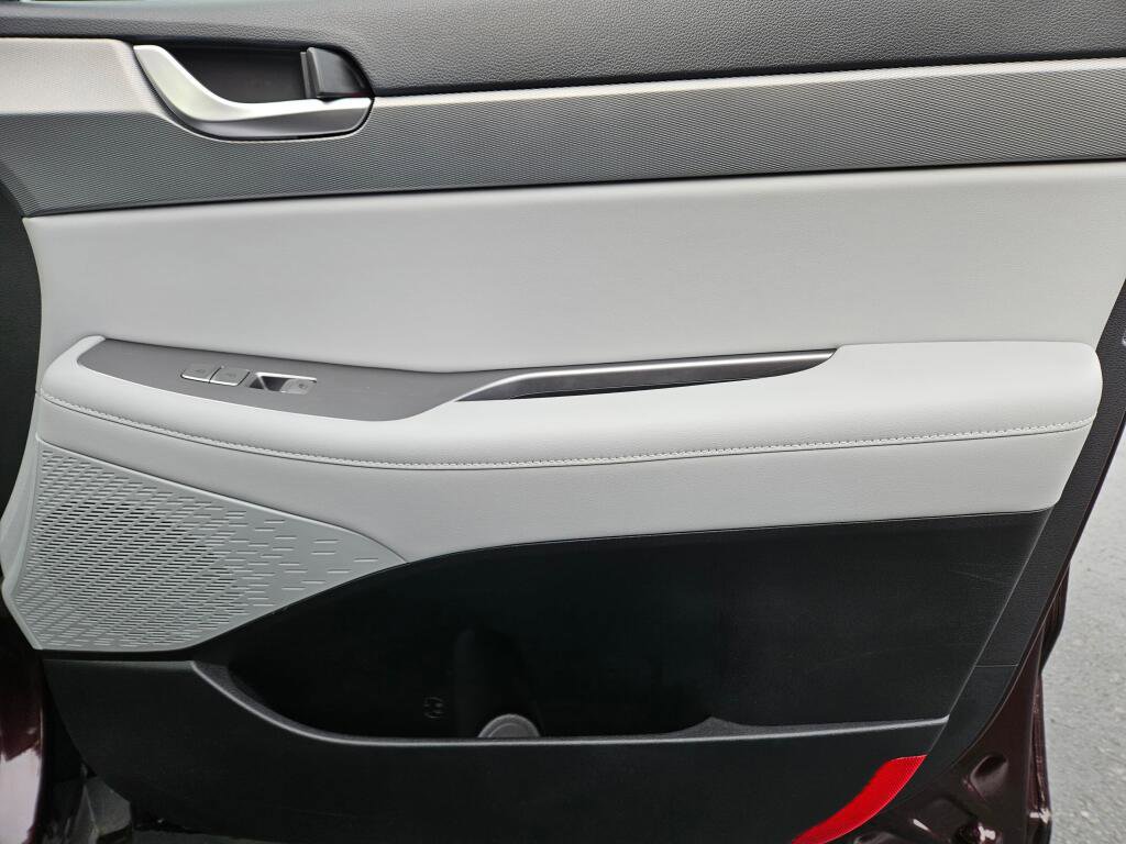 Used 2022 Hyundai Palisade SEL w/ Premium Package image 13