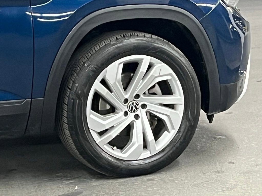 Used 2023 Volkswagen Atlas SE w/ Panoramic Sunroof Package image 43