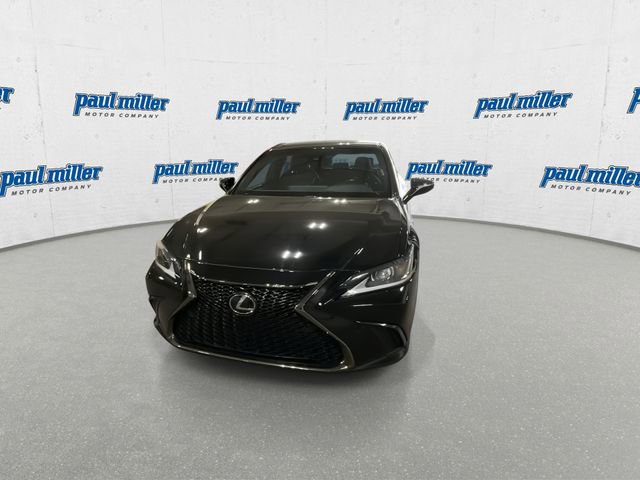 Used 2021 Lexus ES 350 F Sport w/ Accessory Package 2 FWD image 4