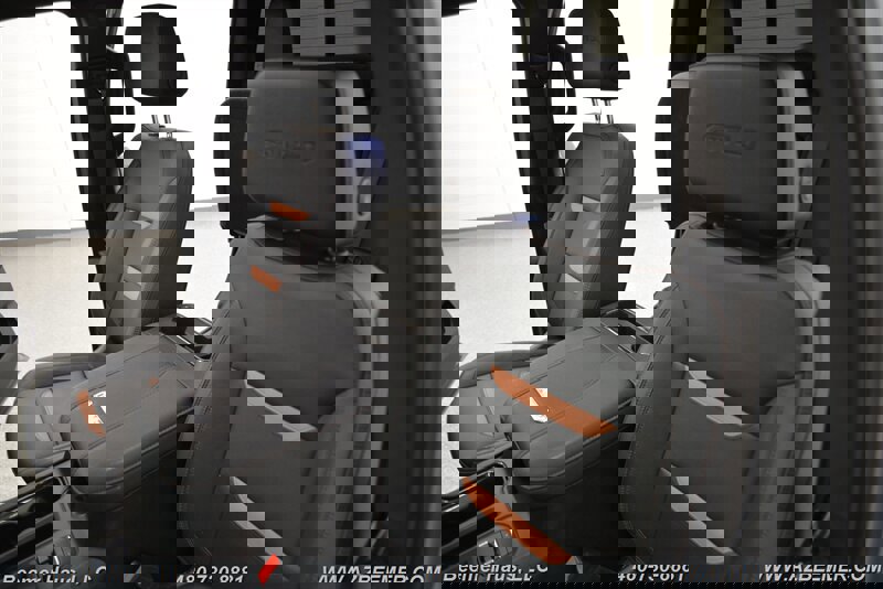 Used 2024 GMC Sierra 2500 AT4 w/ AT4 Premium Plus Package image 15