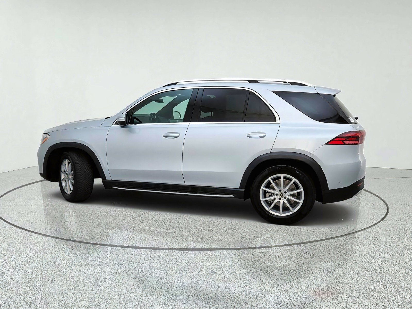 Used 2026 Mercedes-Benz GLE 350 4MATIC image 13