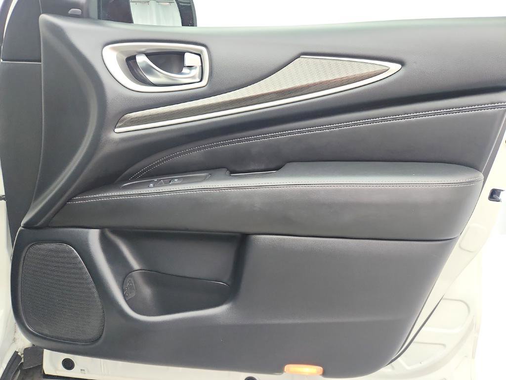 Used 2020 INFINITI QX60 Signature Edition image 28