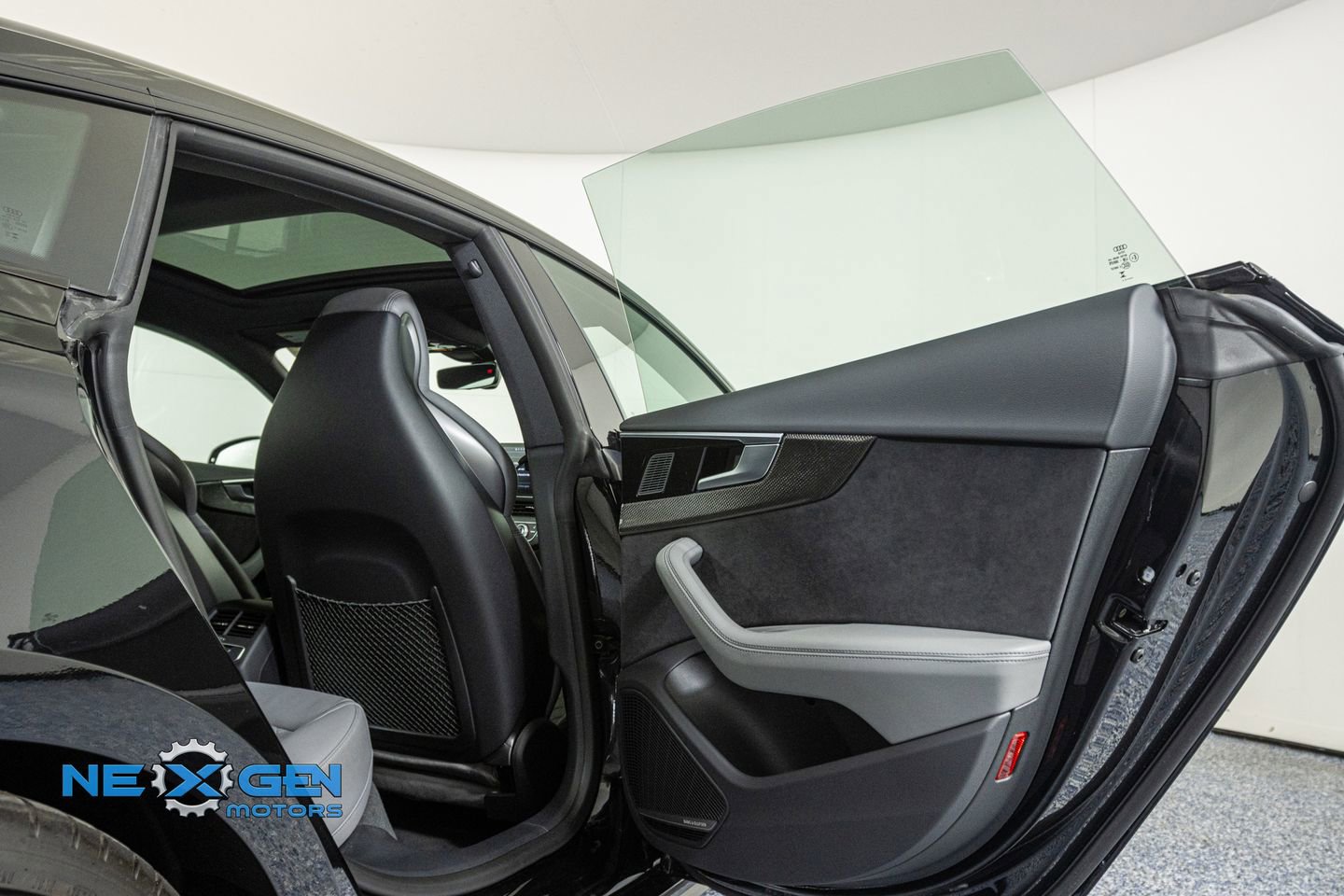 Used 2024 Audi S5 Premium Plus w/ Premium Plus Package AWD/4WD image 33