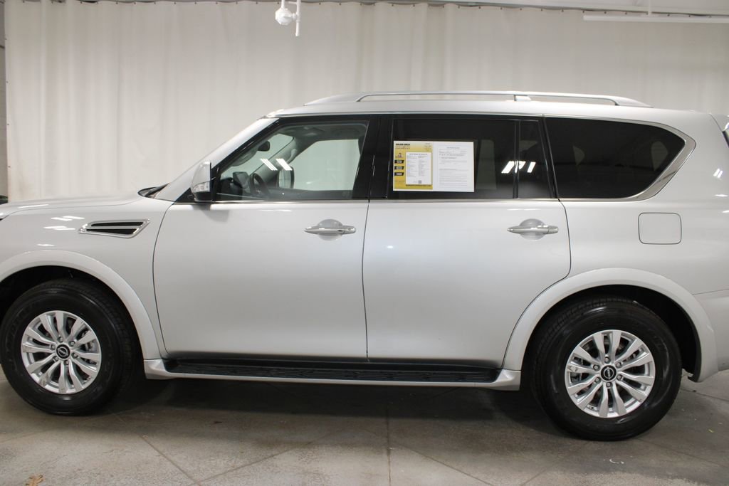 Used 2024 Nissan Armada SV AWD/4WD image 6