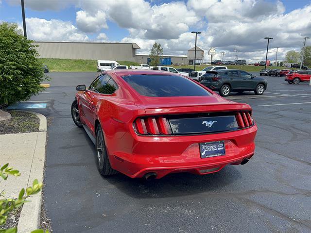 Used 2017 Ford Mustang Coupe RWD image 5