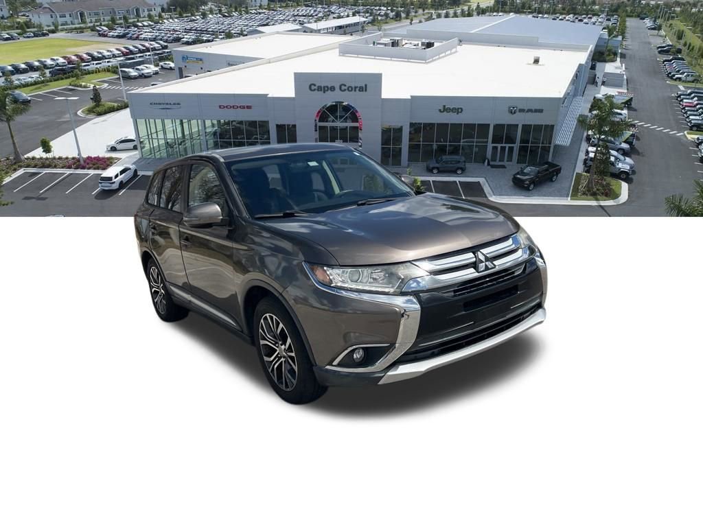 Used 2017 Mitsubishi Outlander SE image 8