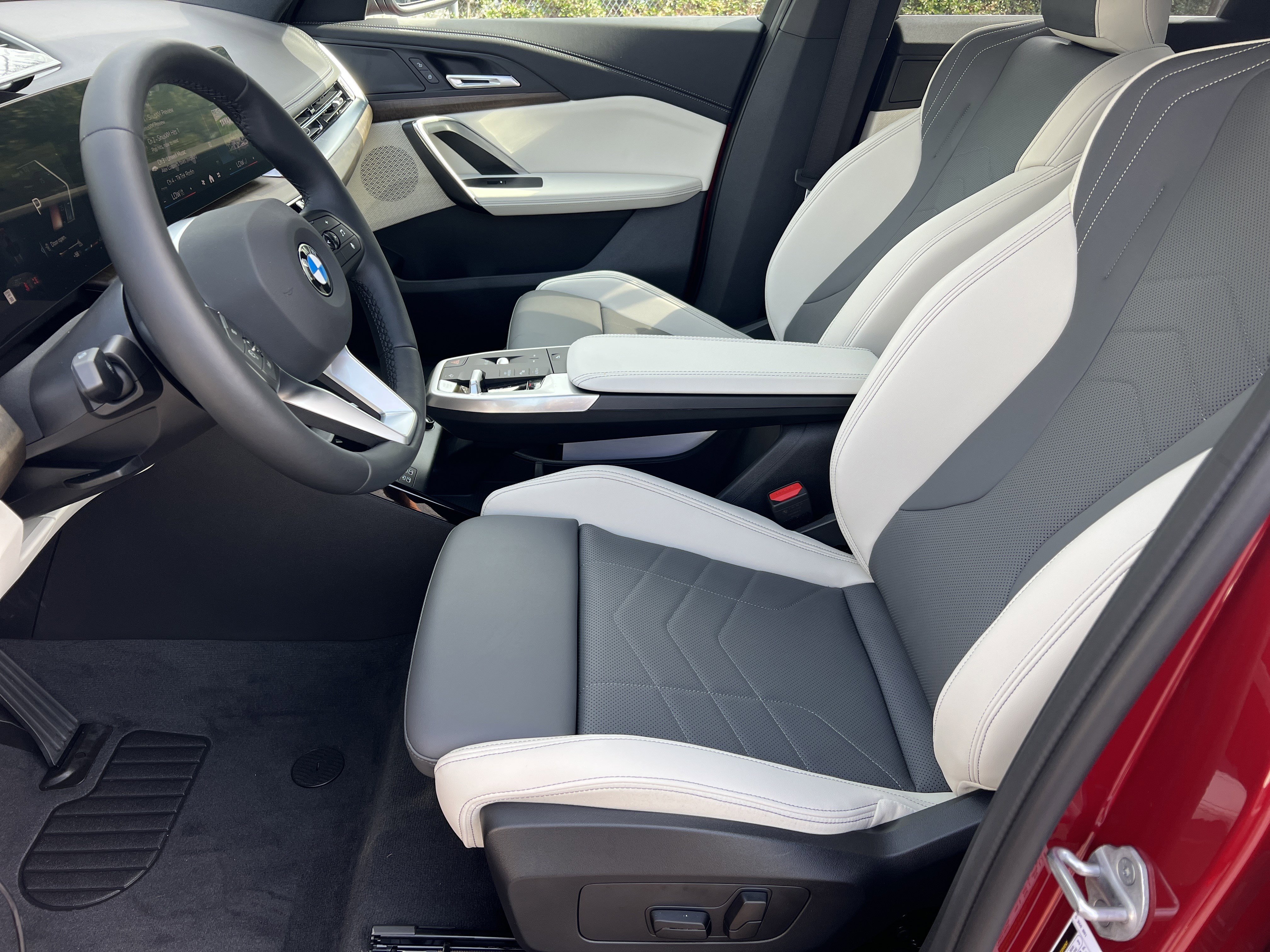 New 2026 BMW X1 xDrive28i w/ Convenience Package image 17