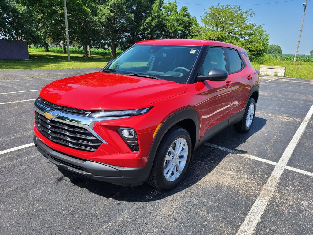 New 2026 Chevrolet TrailBlazer LS w/ LS Convenience Package AWD/4WD image 3