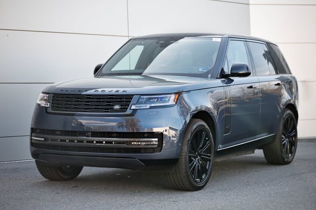 New 2026 Land Rover Range Rover SE