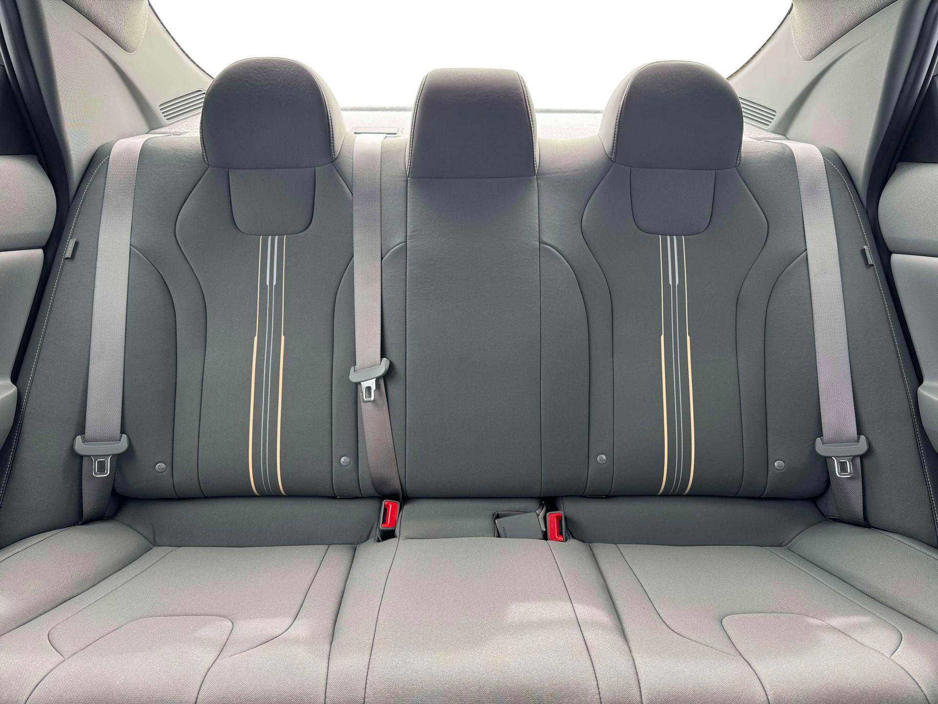 New 2026 Hyundai Elantra Blue image 16