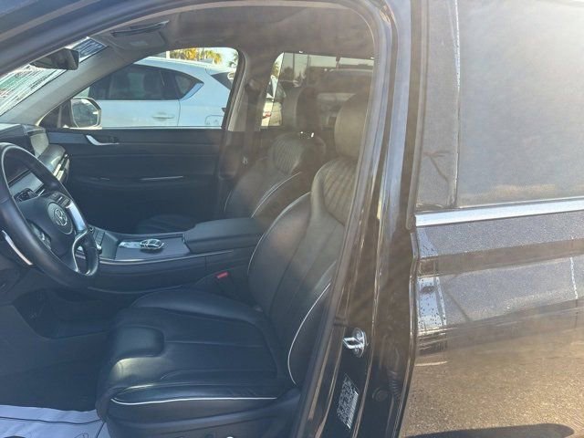 Used 2024 Hyundai Palisade Limited image 12