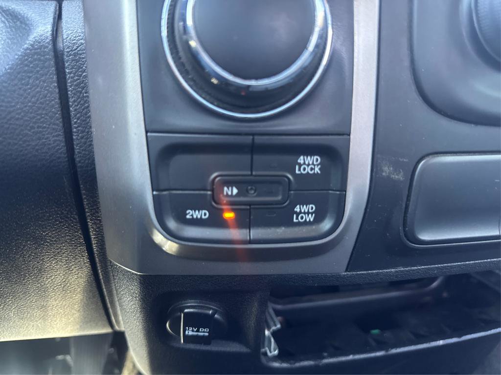 Used 2017 RAM 1500 Classic SLT AWD/4WD image 22