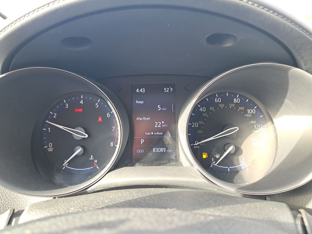 Used 2020 Toyota C-HR LE image 20