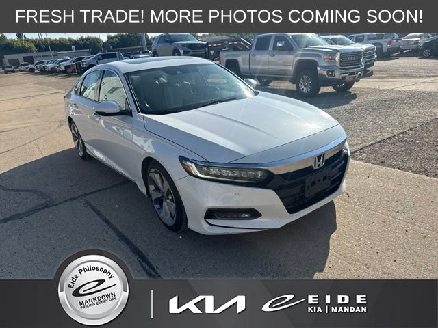 Used 2018 Honda Accord Touring image 1