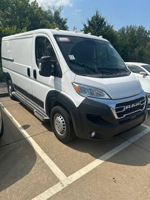 Used 2025 RAM ProMaster 2500 w/ U-Haul Equipment Group FWD image 6
