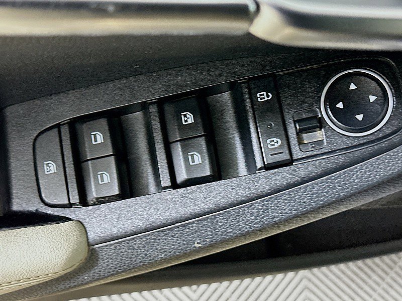 Used 2021 Kia Seltos SX image 19