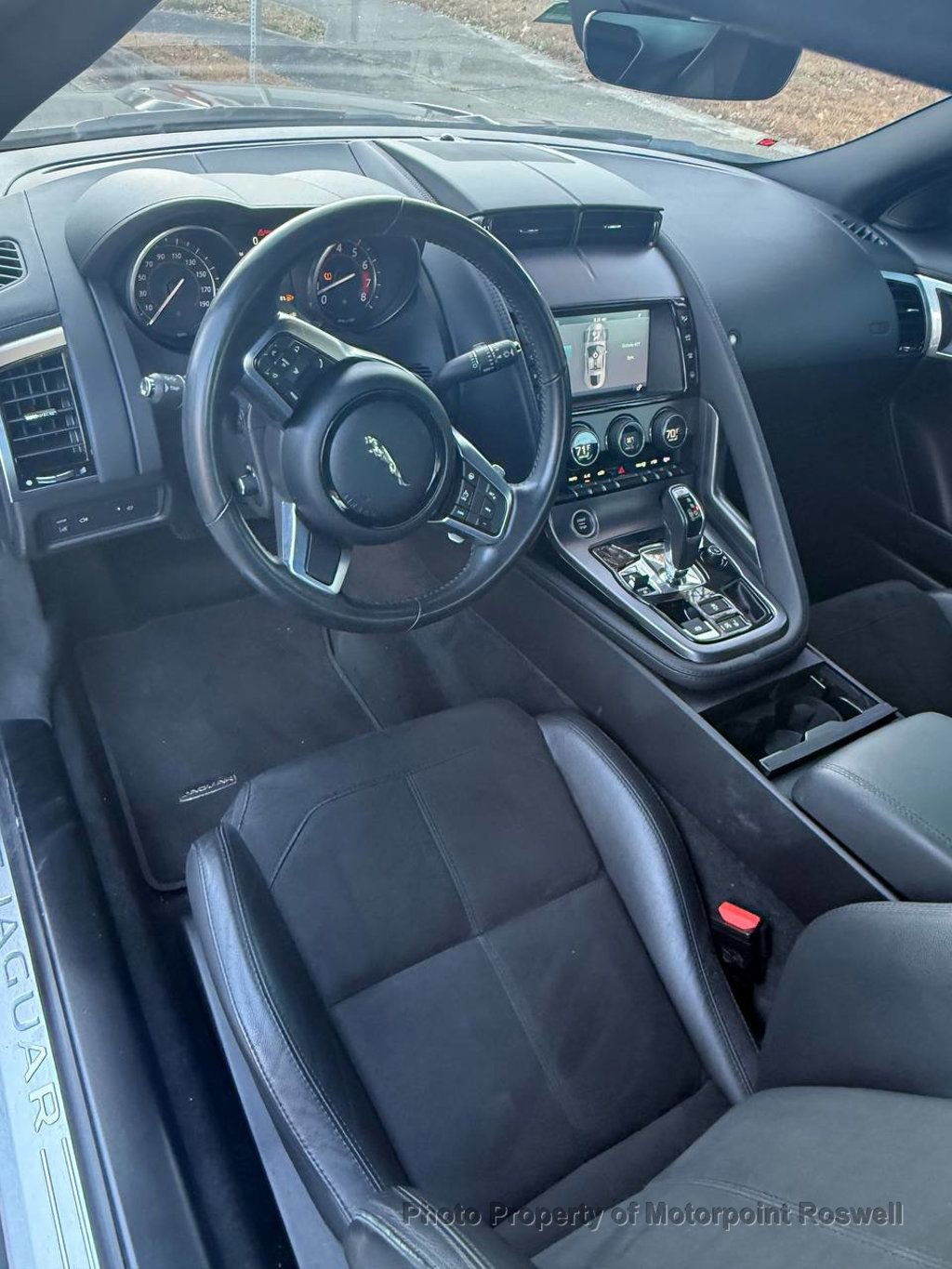 Used 2018 Jaguar F-TYPE Coupe image 4